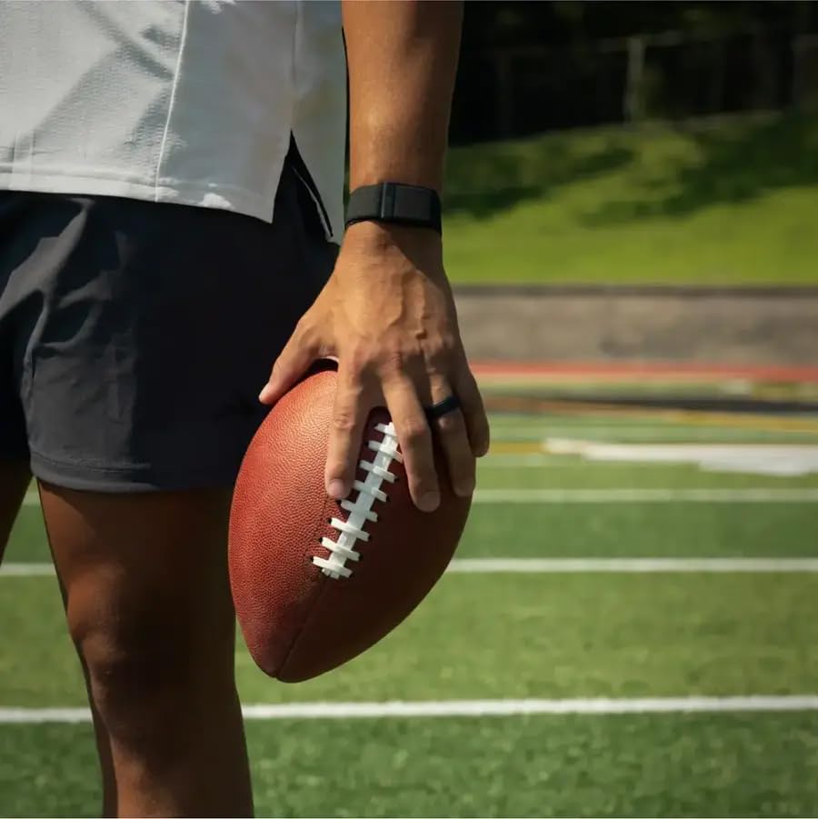 WHOOP 5.0 + One Membership – 14-Day Battery Fitness Tracker with Sleep, Strain & Recovery Coaching