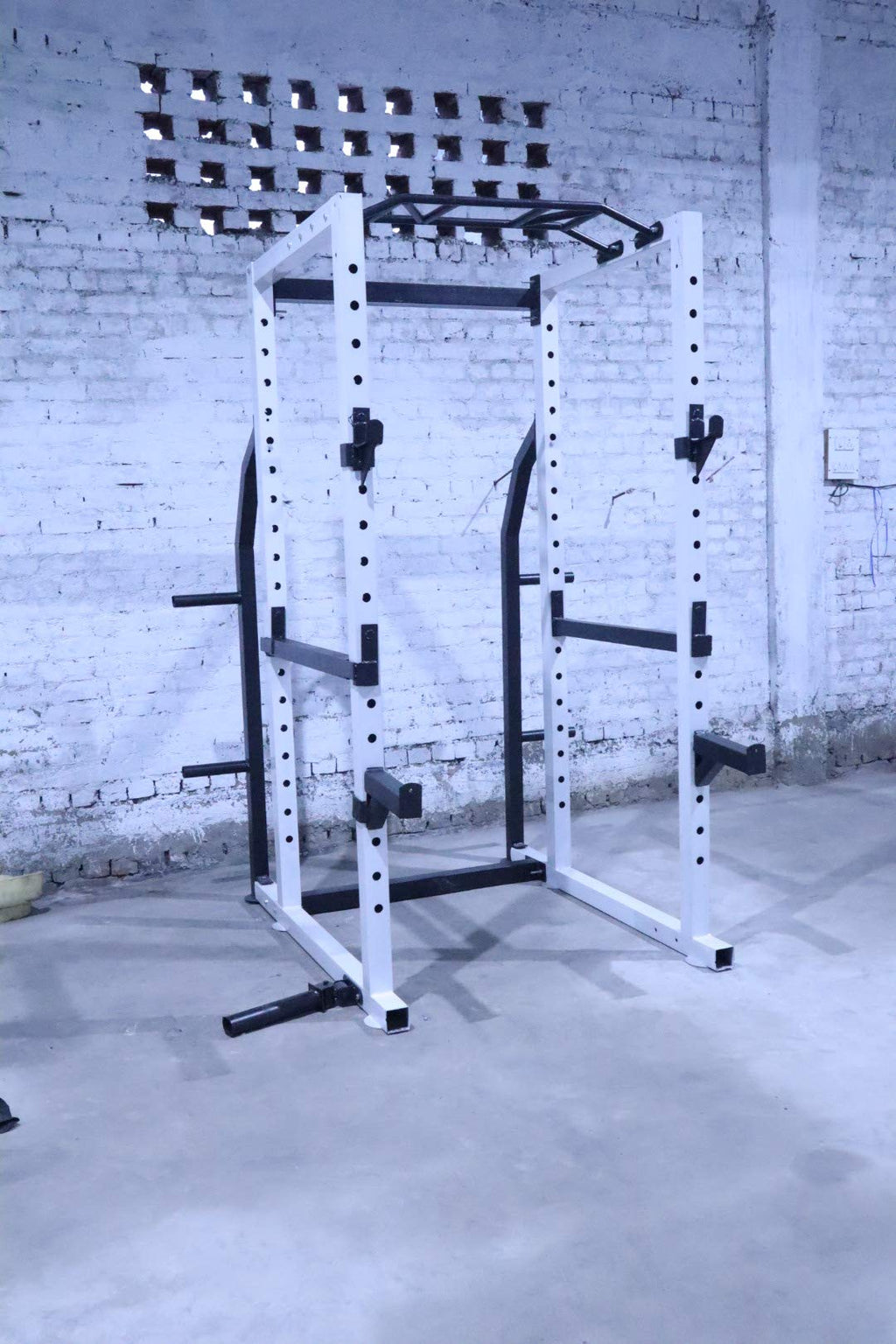 Gamma Fitness PR-32 Power Squat Rack – 3″ ISI Steel Frame, J-Hooks, Safety Panels & Landmine Attachment